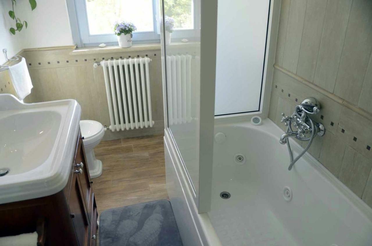 Rifugio Nel Bosco Bed & Breakfast รีเอติ ภายนอก รูปภาพ