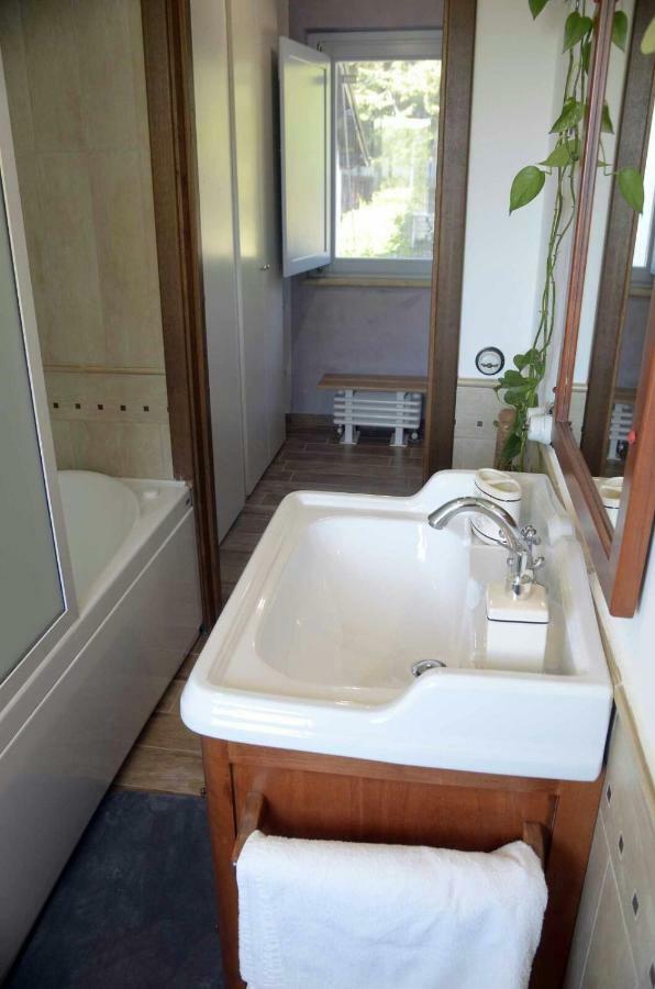 Rifugio Nel Bosco Bed & Breakfast รีเอติ ภายนอก รูปภาพ