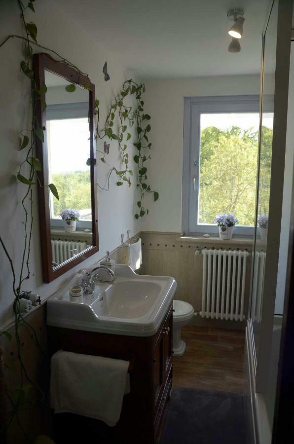 Rifugio Nel Bosco Bed & Breakfast รีเอติ ภายนอก รูปภาพ